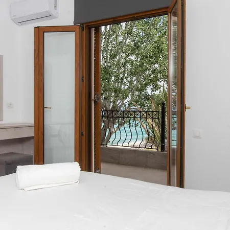 Apartmán Akti 1 *